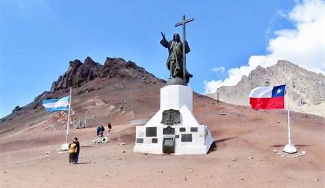 Visita ao Cristo Redentor de Los Andes, na fronteira da