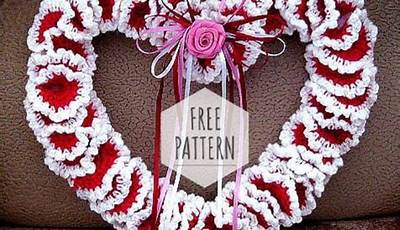 Crochet Valentine Wreath Pattern