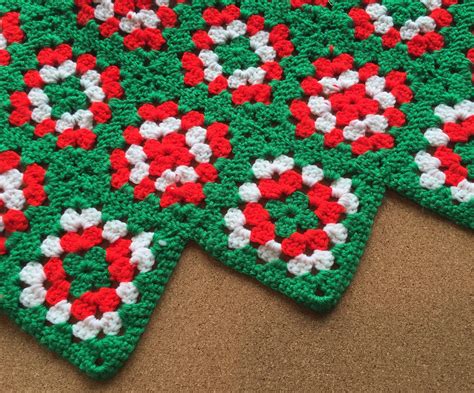 Crochet Granny Square Tree Skirt Pattern