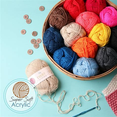 Crochet Hook With Yarn