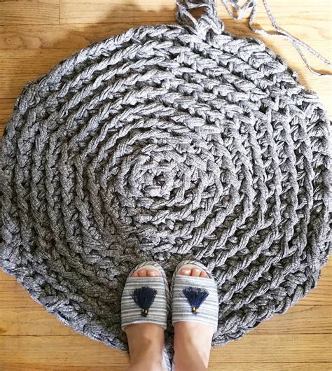 crochet round floor rug pattern