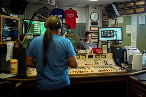 crockett texas radio station