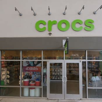 crocs outlet mall okc