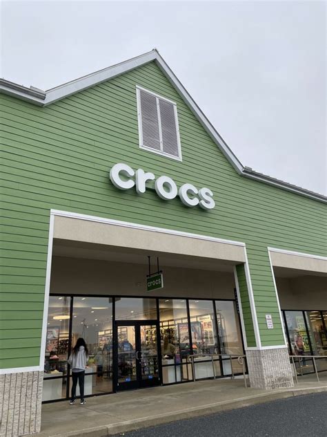 crocs store at tanger outlet washington pa