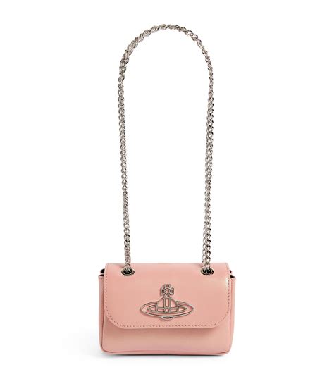 Trendy Cross Bag Pink: Must-Have Fashion Accessory