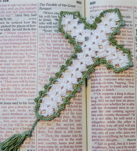 Cross Crochet Bookmark Pattern