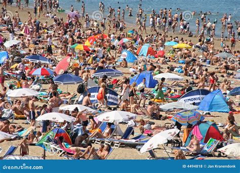 Crowded beach vacation