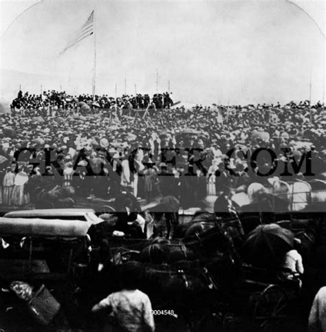 crowds Gettysburg