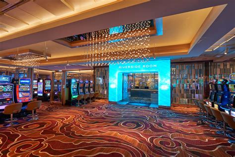 crown perth casino opening hours