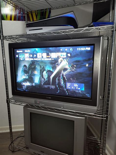 crt hd tv