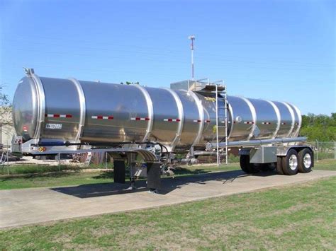 crude oil tanker trailer