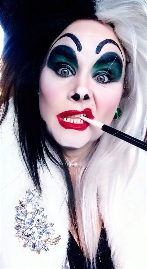 cruella face make up