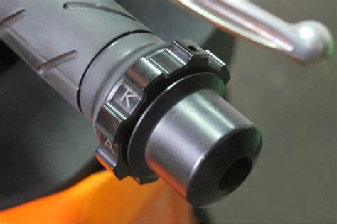 cruise control throttle lock