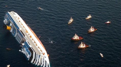 cruise liner stuck at sea