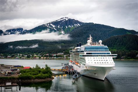 cruise ship dock in anchorage alaska