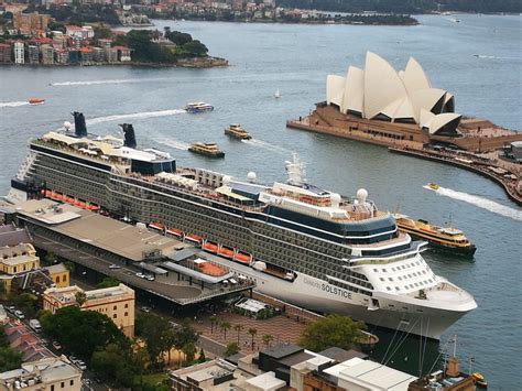 cruise ship port in sydney australia