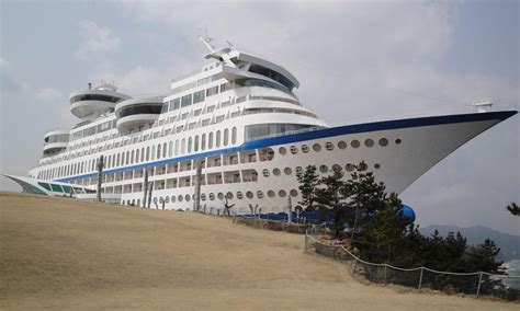 cruise ship south korea