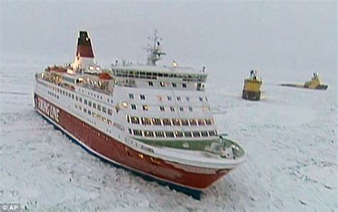 cruise ship stranded in baltic sea