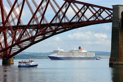 cruise ships docking at south queensferry