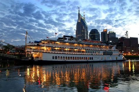 cruise the tennessee river