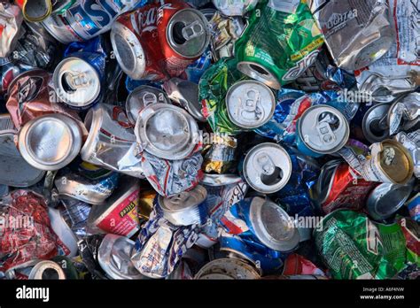 crushing aluminum cans for recycling