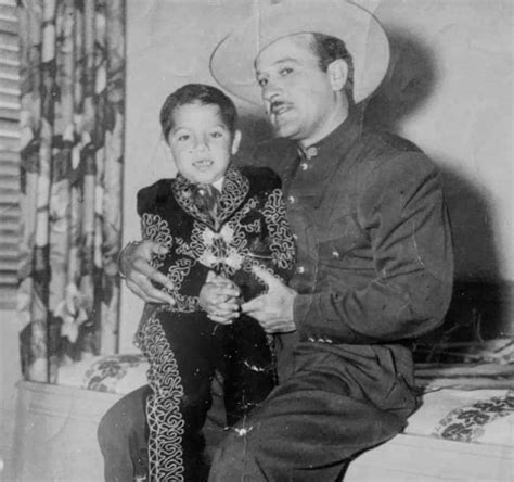 cruz infante hijo de pedro infante