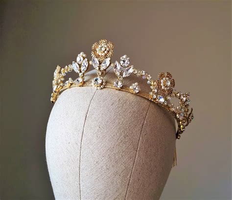 Unveil the Majesty: Discover the Secrets of Crystal Crown Legends