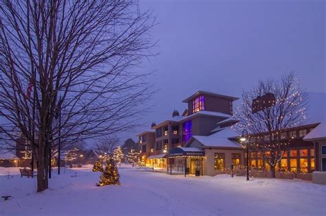 crystal mountain mi lodging