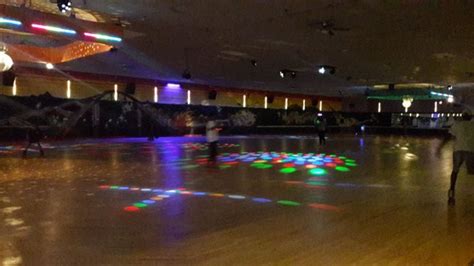 crystal skating rink temple hills md