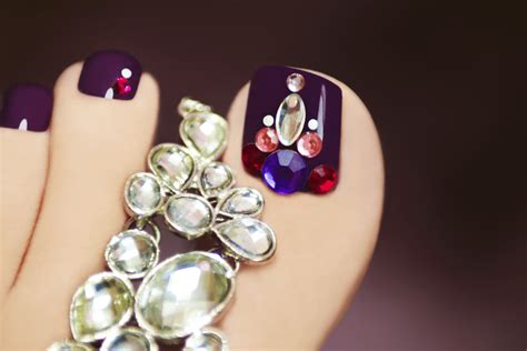 crystal toe nail designs