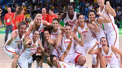 cuando juega españa baloncesto femenino