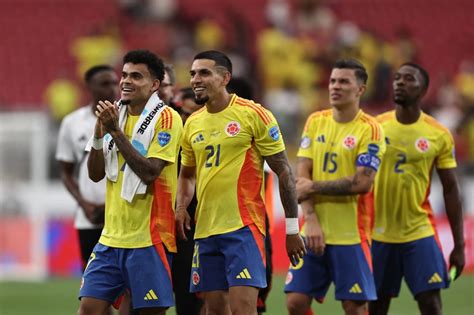 cuanto va colombia vs ecuador