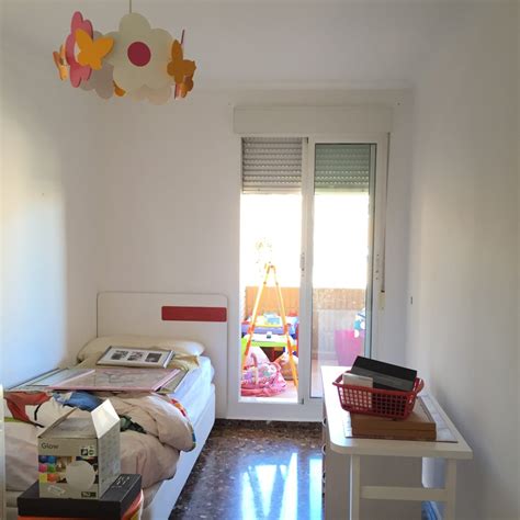 Cuarto Rojo Con Blanco