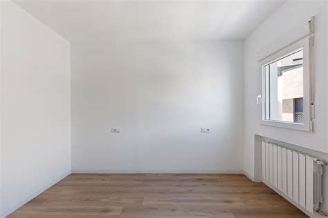 Cuartos Con Paredes Blancas