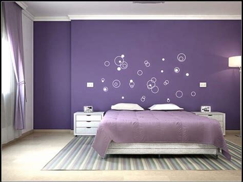 Cuartos Pintados De Morado