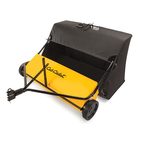 Cub Cadet CSV240 leaf vacuum in Camdenton, MO Item DA9105 sold