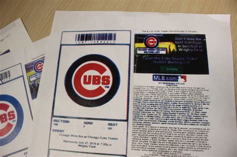 cubs ticket office phone number