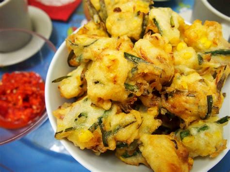 Cucur Ikan Bilis: Resipi Dan Arahan Penyediaan