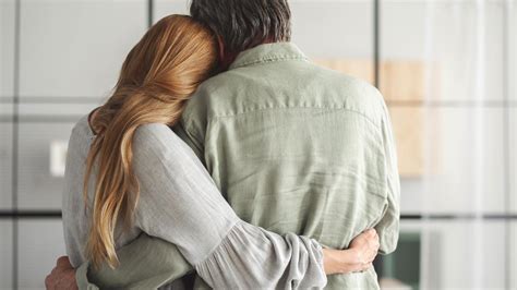 Cuddle reduces loneliness