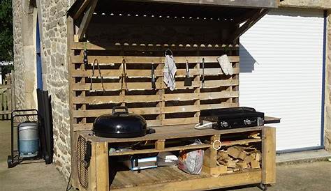 Cuisine d'extérieur mobile avec plancha et barbecue
