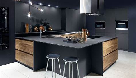 Cuisine moderne noir mat et bois Modern kitchen