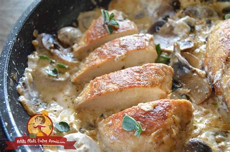 cuisson du poulet et des champignons