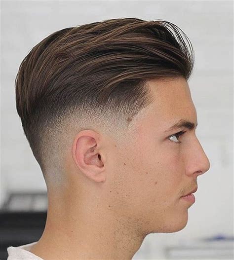 Potongan Rambut Pria Undercut: Panduan Lengkap untuk Tampilan yang Keren dan Profesional