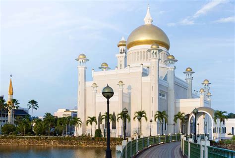 cultural facts about brunei