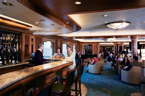 cunard queen victoria bar