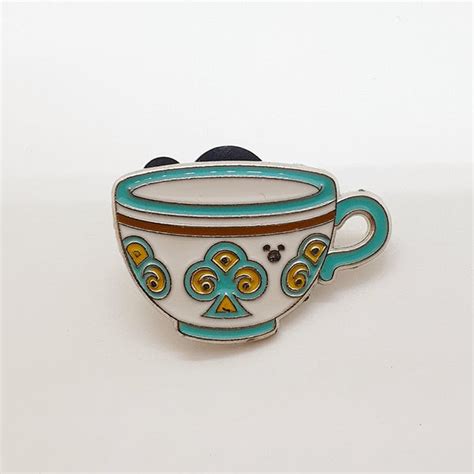 Cup Disney Pin