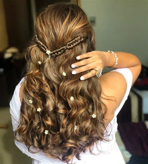 Free Curly Hair Style Girl For Party For New Style