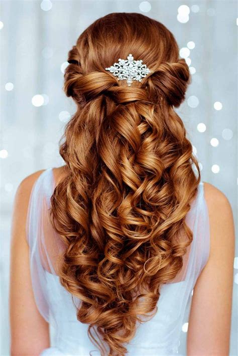 Perfect Curly Hair Wedding Styles Half Up Half Down Trend This Years