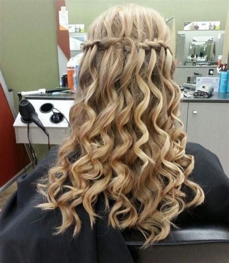 Perfect Curly Hairstyles Formal Occasions Trend This Years