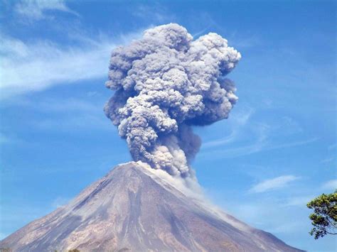 current erupting volcanoes worldwide